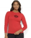 An iconic embroidered crest imbues Lauren Ralph Lauren's classic long-sleeved plus size tee in smooth cotton jersey with a chic heritage feel.