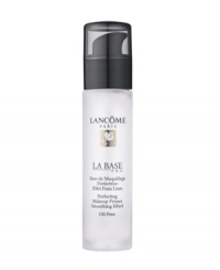 This amazing oil-free makeup base creates a smooth, radiant and long-lasting canvas for a more perfected makeup look. Exclusive Lancôme Elasto-Smooth™ technology refines skin's texture and diffuses light to visibly reduce imperfections with a satin-soft finish. Makeup glides on seamlessly. Color stays more true and vibrant for a radiant, air-brushed look all day.