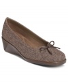 Let comfortable style be your first choice. Aerosoles' Tempire State wedges will fit into your wardrobe so seamlessly.