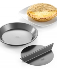 Say goodbye to uneaten pie! A baker's dream, this split decision pie pan bakes 1 full pie or 2 halves, so you can whip up all of your favorite flavors without worrying about waste. Great for giving guests a taste of all your culinary creations. 25-year warranty. Say goodbye to uneaten pie! A baker's dream, this split decision pie pan bakes 1 full pie or 2 halves, so you can whip up all of your favorite flavors without worrying about waste. Great for giving guests a taste of all your culinary creations. 25-year warranty.