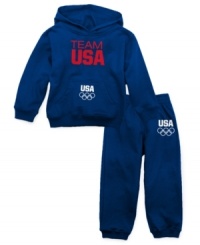 Seize glory. Your little athlete can get pumped for the big game in this fleece hoodie and pants set from adidas, celebrating Team USA. Seize glory. Your little athlete can get pumped for the big game in this fleece hoodie and pants set from adidas, celebrating Team USA.