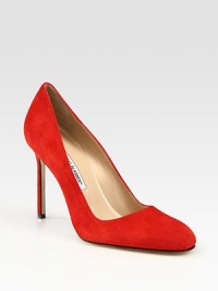 Suede stunner with a timeless round toe and substantial heel. Self-covered heel, 4 (100mm)Suede upperLeather lining and solePadded insoleMade in ItalyOUR FIT MODEL RECOMMENDS ordering true size. Suede stunner with a timeless round toe and substantial heel. Self-covered heel, 4 (100mm)Suede upperLeather lining and solePadded insoleMade in ItalyOUR FIT MODEL RECOMMENDS ordering true size.