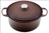 Le Creuset Round Oven 7.25 Quart Signature Truffle Le Creuset Round Oven 7.25 Quart Signature Truffle