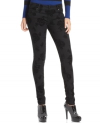 Tinseltown equips these skinny jeans with a tapestry-evoking jacquard print that's trés chic and easy to wear! Style the denim with any one of your fall-ready sweaters for a look that's supremely textured. Tinseltown equips these skinny jeans with a tapestry-evoking jacquard print that's trés chic and easy to wear! Style the denim with any one of your fall-ready sweaters for a look that's supremely textured.