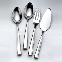 Silhouette Satin by Couzon reflects the best in French design and quality. Sleek and modern, with a brushed steel matte finish and polished ends for comfortable dining. Forged in 18/10 stainless steel. Dishwasher safe.