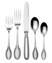 Set an impressive table with Impero. A teardrop-shaped handle etched with an intricate pattern conjures up an air of elegance and refinement in luxe sterling silver. An exquisite heirloom to be passed down in your family, from Wallace. Set an impressive table with Impero. A teardrop-shaped handle etched with an intricate pattern conjures up an air of elegance and refinement in luxe sterling silver. An exquisite heirloom to be passed down in your family, from Wallace.