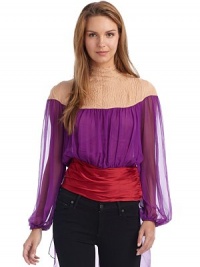 THE LOOKRaw edge high necklineContrast yokeSheer pleated chiffon bodyLong sleeves with elastic cuffsContrast ruched satin waistband with side snapsBack snap closureSplit chiffon cape backTHE FITAbout 21 from shoulder to hemTHE MATERIALSilkCARE & ORIGINDry cleanMade in Italy THE LOOKRaw edge high necklineContrast yokeSheer pleated chiffon bodyLong sleeves with elastic cuffsContrast ruched satin waistband with side snapsBack snap closureSplit chiffon cape backTHE FITAbout 21 from shoulder to hemTHE MATERIALSilkCARE & ORIGINDry cleanMade in Italy