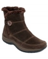 Warm and cozy all over. Easy Spirit's Stories booties feature button details on the sides and a zipper closure.