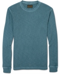 Lucky Brand brings you a waffle-knit thermal tee with the washed and well-worn look that pairs perfectly with vintage jeans. Lucky Brand brings you a waffle-knit thermal tee with the washed and well-worn look that pairs perfectly with vintage jeans.