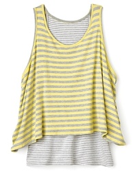When nothing else works, she can grab this casual top for its soft, understated palette and easy-going stripe design. When nothing else works, she can grab this casual top for its soft, understated palette and easy-going stripe design.