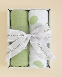 Swaddle, snuggle and shade with this pair of soft muslin blankets. Swaddle, snuggle and shade with this pair of soft muslin blankets.