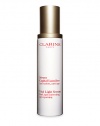 Clarins pioneers a new frontier of skin science with a supercharged serum that defies dark spots, dullness and wrinkles in just 2 weeks. This triple-action complex of Hexylresorcinol, a tripeptide and pioneer plant extracts, helps correct the appearance of dark spots while visibly lifting, firming and restoring the deep luminosity of young-looking skin. Now available in a larger size. Made in France. 