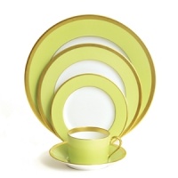Haviland's Laque de Chine Gold is both timeless and modern, enabling traditional color-matching selections to radical color combinations. Unique pieces' smooth, bold colors are united by a brilliant gold band.