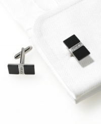 Put the sleek in your workweek with the modern finishing touch of these rectangular cufflinks from Geoffrey Beene. Put the sleek in your workweek with the modern finishing touch of these rectangular cufflinks from Geoffrey Beene.