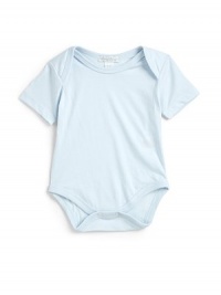 THE LOOKEnvelope necklineShort sleevesSnap bottomTHE MATERIALPima cottonCARE & ORIGINMachine washImported THE LOOKEnvelope necklineShort sleevesSnap bottomTHE MATERIALPima cottonCARE & ORIGINMachine washImported