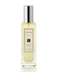 This enchanting essence, inspired by a sun-drenched morning in an English country garden, perfectly captures the scent of jasmine, lily, orange flower and rose on the morning breeze. An unexpected twist of soft and sensual wild mint stimulates the senses and teases the palette in this elegant and eccentric fragrance. This enchanting essence, inspired by a sun-drenched morning in an English country garden, perfectly captures the scent of jasmine, lily, orange flower and rose on the morning breeze. An unexpected twist of soft and sensual wild mint stimulates the senses and teases the palette in this elegant and eccentric fragrance.