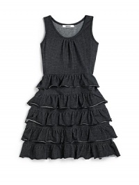 THE LOOKTiered, ruffle constructionPullover styleTHE MATERIAL70% cotton/25% polyester/5% spandexFully linedCARE & ORIGINMachine washImported THE LOOKTiered, ruffle constructionPullover styleTHE MATERIAL70% cotton/25% polyester/5% spandexFully linedCARE & ORIGINMachine washImported