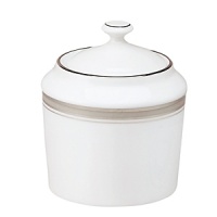 Philippe Deshoulieres Limoges china is a French based family company dating back to 1826. Deshoulieres is known for luxury porcelain and dinnerware; beautiful porcelain that moves with the times with taste and nobility. The Deshoulieres philosophy encompasses design with high standards and audacity to accompany you in your most precious moments: formal occasions, weddings or simply to enhance your home everyday in the most beautiful way. Philippe Deshoulieres Limoges china is a French based family company dating back to 1826. Deshoulieres is known for luxury porcelain and dinnerware; beautiful porcelain that moves with the times with taste and nobility. The Deshoulieres philosophy encompasses design with high standards and audacity to accompany you in your most precious moments: formal occasions, weddings or simply to enhance your home everyday in the most beautiful way.