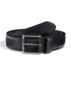 Rise above your style slump. Throw on this casual leather belt from Nautica for instant polish.