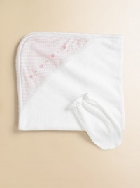 Soft cotton towel with gingham print hood and embroidery. Comes with mitt One size Imported