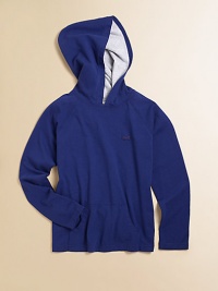 Whether lounging or running around town, this cozy cotton hoodie with croc logo is an absolute essential for your little man.Attached hoodLong sleevesPullover styleKangaroo pocketCottonMachine washImported Whether lounging or running around town, this cozy cotton hoodie with croc logo is an absolute essential for your little man.Attached hoodLong sleevesPullover styleKangaroo pocketCottonMachine washImported