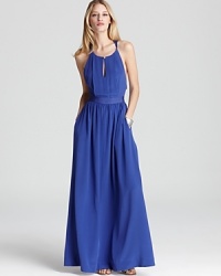 Thrown over a swimsuit or teamed with strappy sandals, this Juicy Couture maxi dress makes for easy elegance. Thrown over a swimsuit or teamed with strappy sandals, this Juicy Couture maxi dress makes for easy elegance.