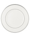 A Lenox classic, the Federal Platinum dinner plate adds a luxurious note to your table in exquisite white bone china with platinum trim. Coordinating Debut Platinum crystal stemware adds the finishing flourish.