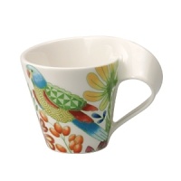 Incorporating the same modern curves and unique lines of Villeroy & Boch's New Wave collection, the Caffé Pantaval line features colorful birds and flora.