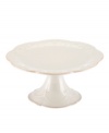 With fanciful beading and a feminine shape, this cake stand from the Lenox French Perle white dinnerware collection has an irresistibly old-fashioned sensibility. Hard-wearing stoneware is dishwasher safe and, in a soft white hue with antiqued trim, a graceful addition to dessert.