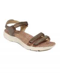 With shoes so comfy and cute, who cares about the gossip? Easy Spirit's Easy Spirit sandals feature a double adjustable velcro closure for a customized fit. With shoes so comfy and cute, who cares about the gossip? Easy Spirit's Easy Spirit sandals feature a double adjustable velcro closure for a customized fit.