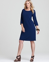 Upping your style game is gorgeously easy in this sleek Eileen Fisher Plus dress, featuring a revealing back cutout for a sporty-chic finish. Upping your style game is gorgeously easy in this sleek Eileen Fisher Plus dress, featuring a revealing back cutout for a sporty-chic finish.