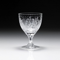 Fern is a pattern from the mid to late 19th century when botanical designs were very popular. In the Great Houses of England, landowners were competing with each other to grow and propagate plants from cuttings brought back from exploration in exotic places. With beautifully cut fronds the Fern pattern has the widest range of stemware, barware and gift items in the Collection. Fern is a pattern from the mid to late 19th century when botanical designs were very popular. In the Great Houses of England, landowners were competing with each other to grow and propagate plants from cuttings brought back from exploration in exotic places. With beautifully cut fronds the Fern pattern has the widest range of stemware, barware and gift items in the Collection.