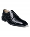 Tap into your adventurous side and lace up in these exotic-printed moc toe oxford men's dress shoes from Stacy Adams.