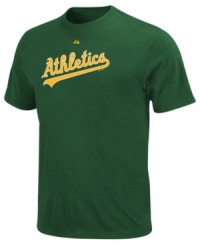 Team up! Get into the spirit of the season by supporting your Oakland A's with this MLB t-shirt from Majestic. Team up! Get into the spirit of the season by supporting your Oakland A's with this MLB t-shirt from Majestic.