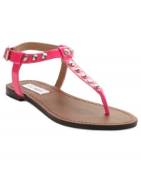 A glam addition to the classic gladiator. Steve Madden's Virrtue sandals take any look up a notch with chic, studded details in versatile, neutral hues. A glam addition to the classic gladiator. Steve Madden's Virrtue sandals take any look up a notch with chic, studded details in versatile, neutral hues.
