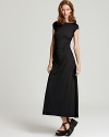 Channel pared-down elegance in this floor-length Three Dots maxi dress. Layer with a slim denim jacket or an oversized cardigan for a trend-right look.