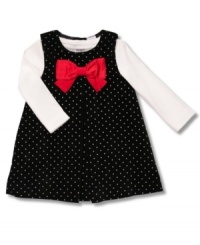 Decorated with an oversized bow is this 2 piece dot galore jumper and solid bodysuit by Carter's. Decorated with an oversized bow is this 2 piece dot galore jumper and solid bodysuit by Carter's.