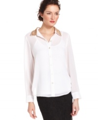 Sunny Leigh jazzes up this button-front blouse with a sequined collar and fab fit! Sunny Leigh jazzes up this button-front blouse with a sequined collar and fab fit!