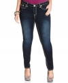 Team the season's hottest tops with Hydraulic's plus size skinny jeans, finished by a dark wash.