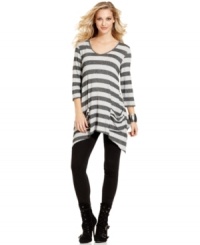 Make a sparkling statement with a metallic-knit tunic from Cha Cha Vente. Pair it with leggings and ankle booties. Make a sparkling statement with a metallic-knit tunic from Cha Cha Vente. Pair it with leggings and ankle booties.