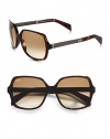 THE LOOKRound square style Variegated plastic framesLogo etched lens Leather accented temples Signature case includedTHE COLORHavana with brown gradient lensesORIGINMade in Italy