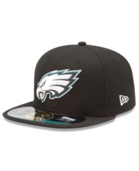 Score a style touchdown with this 59FIFTY fitted cap from New Era. This hat is a game day essential when the Philadelphia Eagles hit the field. Score a style touchdown with this 59FIFTY fitted cap from New Era. This hat is a game day essential when the Philadelphia Eagles hit the field.