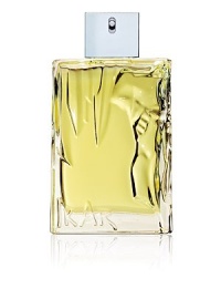 A fragrance of elegant simplicity, yet intricately composed. This vibrant perfume is rich in fine natural essences: The star essence is the Lentiscus, a Mediterranean shrub. The vivacity of citrus notes illuminates lentisk essence with green and crispy notes: Bitter Orange, Bergamot, Lemon and Carrot seeds. Unexpected floral notes come with the lentisk absolute: Iris, Jasmine, Orange pekoe tea refreshed by Reeds. A fragrance of elegant simplicity, yet intricately composed. This vibrant perfume is rich in fine natural essences: The star essence is the Lentiscus, a Mediterranean shrub. The vivacity of citrus notes illuminates lentisk essence with green and crispy notes: Bitter Orange, Bergamot, Lemon and Carrot seeds. Unexpected floral notes come with the lentisk absolute: Iris, Jasmine, Orange pekoe tea refreshed by Reeds.