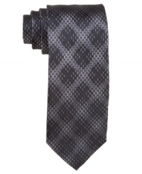 It's no illusion. This Barr III skinny tie delivers style in a big way with a bold diamond pattern. It's no illusion. This Barr III skinny tie delivers style in a big way with a bold diamond pattern.