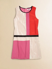 A colorblock design and sequin accents give this crepe shift dress '60s appeal. Colorblock designSequin accentsRoundneckSleevelessBack zip closurePolyester crepeMachine washImported A colorblock design and sequin accents give this crepe shift dress '60s appeal. Colorblock designSequin accentsRoundneckSleevelessBack zip closurePolyester crepeMachine washImported