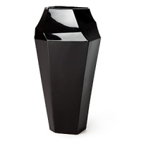 Chic geometry. Inspired by DIANE von FURSTENBERG's iconic Powerstone shape, this vase, featuring strong lines and angles, is graphic and bold. Chic geometry. Inspired by DIANE von FURSTENBERG's iconic Powerstone shape, this vase, featuring strong lines and angles, is graphic and bold.