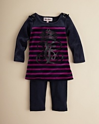 A sweet striped set from Juicy Couture, resplendent with bows accents and a big glossy logo design on the chest. A sweet striped set from Juicy Couture, resplendent with bows accents and a big glossy logo design on the chest.