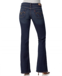 A chic bootcut shape paired with classic Levi's styling on these 518 Bootcut jeans makes for a sure thing! A chic bootcut shape paired with classic Levi's styling on these 518 Bootcut jeans makes for a sure thing!