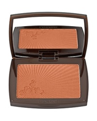 This sheer silky-light powder delivers a natural sun-kissed matte complexion in any season. The unique blend of mineral pigments and absorbent micro-spheres ensures a long-lasting smoothness and a perfect matte finish for your skin. Smooth and comfortable texture blends effortlessly and evenly into the skin. Does not go shiny or dull throughout the day. Skin feels silky soft and even toned.Result: Perfectly matte, yet natural-looking, for a bronzed complexion that stays fresh and color-true throughout the day.Suitable for all skin types. Not chalky, never cakey.Fragrance-free. Non-comedogenic. Allergy-tested for safety.Benefits •Smooth and even application, blends effortlessly into the skin •Long lasting vivid matte bronzed complexion•Anti-oxidant skin protection•Soft focus effect on skin•Gives a natural finish with moisturizing agent, for a vivid complexion that's not dull and not dry.Technology •Contains a special emollient blend that allows the powder to blend•Long lasting powder formula that stays color-true•Vitamin E•Silica ingredients for soft focus effect •Aloe•Talc-free•SPF 15 Sunscreen This sheer silky-light powder delivers a natural sun-kissed matte complexion in any season. The unique blend of mineral pigments and absorbent micro-spheres ensures a long-lasting smoothness and a perfect matte finish for your skin. Smooth and comfortable texture blends effortlessly and evenly into the skin. Does not go shiny or dull throughout the day. Skin feels silky soft and even toned.Result: Perfectly matte, yet natural-looking, for a bronzed complexion that stays fresh and color-true throughout the day.Suitable for all skin types. Not chalky, never cakey.Fragrance-free. Non-comedogenic. Allergy-tested for safety.Benefits •Smooth and even application, blends effortlessly into the skin •Long lasting vivid matte bronzed complexion•Anti-oxidant skin protection•Soft focus effect on skin•Gives a natural finish with moisturizing agent, for a vivid complexion that's not dull and not dry.Technology •Contains a special emollient blend that allows the powder to blend•Long lasting powder formula that stays color-true•Vitamin E•Silica ingredients for soft focus effect •Aloe•Talc-free•SPF 15 Sunscreen
