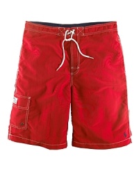 Relaxed-fitting swim trunk in quick-drying nylon. Relaxed-fitting swim trunk in quick-drying nylon.